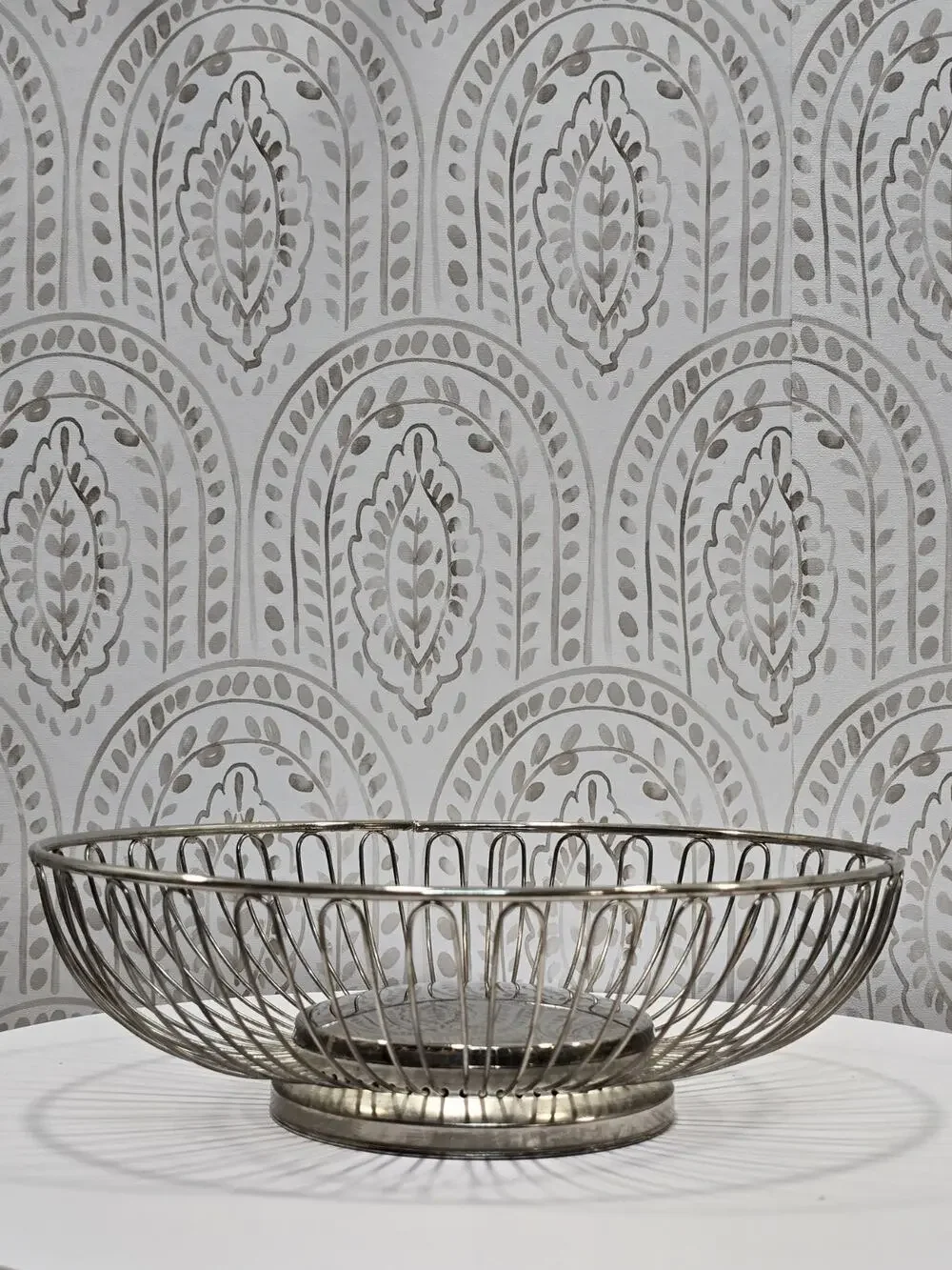 Mid-Century Modern Style Oval Silver Open Loop Wire Fruit Bread Basket Retro MCM